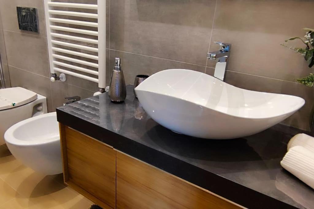 トリノCasa Relax - 500 Mt. Dal Centroアパートメント エクステリア 写真